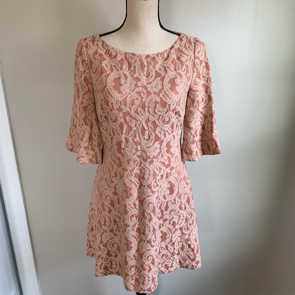 CYNTHIA STEFFE LACE DRESS